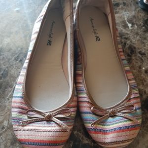 American Eagle Cute colorful flats